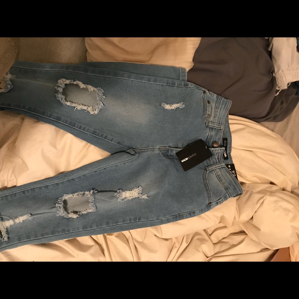 Fashion nova jeans! Brand new with tag!